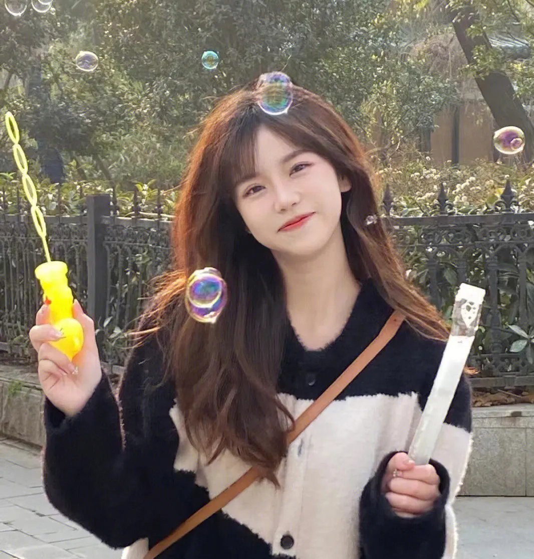 被扔狼山她靠驭兽风生水起